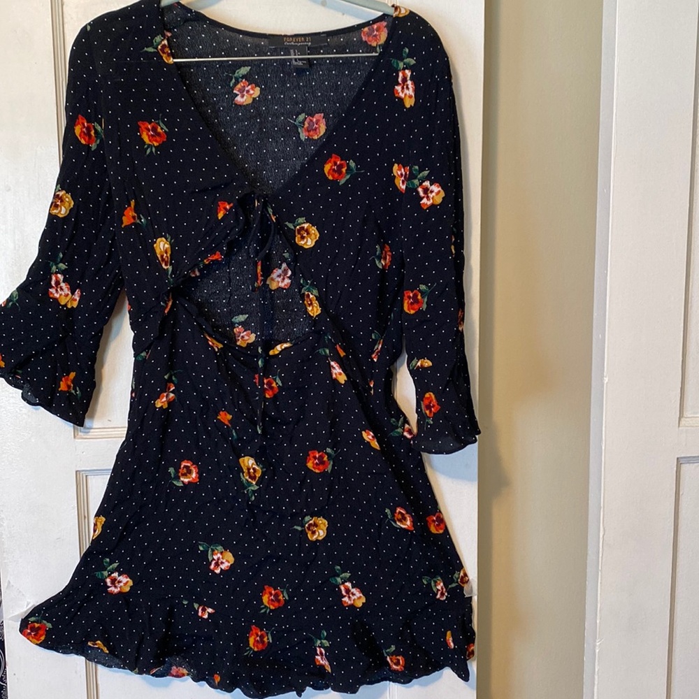 Peekaboo tie black floral dress, L